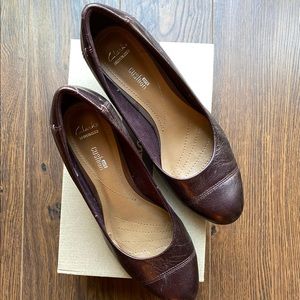 Clarks Brielle Andi pumps in Bronze Metallic